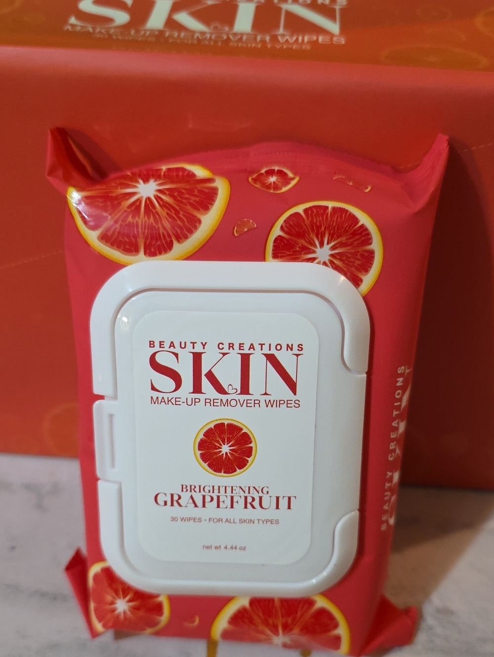 Beauty Creations SKIN Brightening Grapefruit Make-Up Remover Wipes  Case Of  6